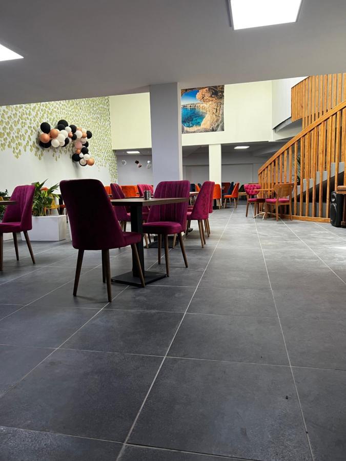 Saint-Gilles Hotel Aviation מראה חיצוני תמונה