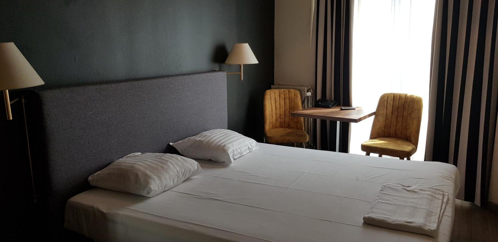 Saint-Gilles Hotel Aviation מראה חיצוני תמונה
