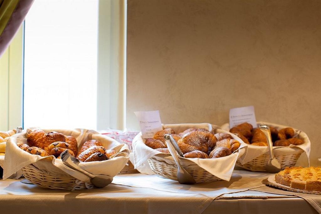 Saint-Gilles Hotel Aviation מראה חיצוני תמונה