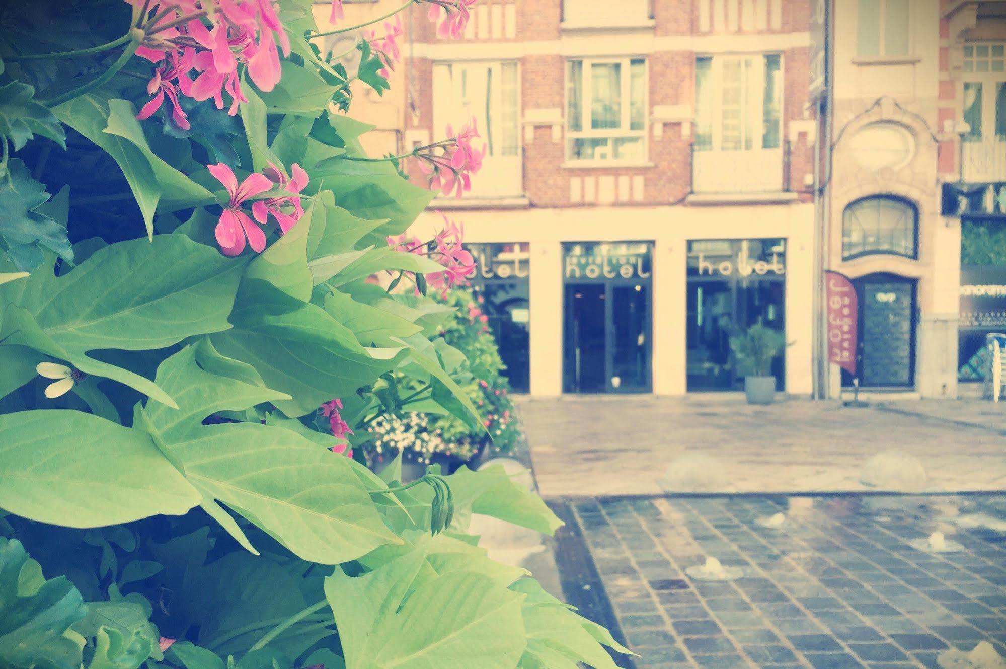 Saint-Gilles Hotel Aviation מראה חיצוני תמונה