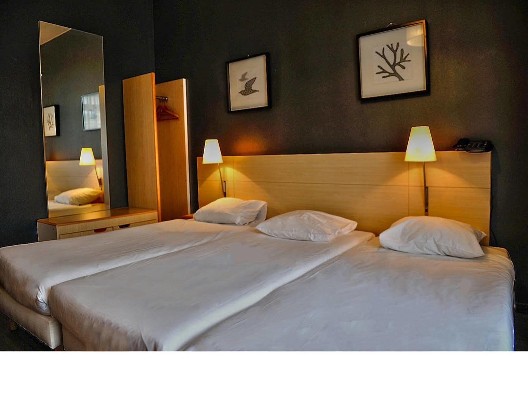 Saint-Gilles Hotel Aviation מראה חיצוני תמונה